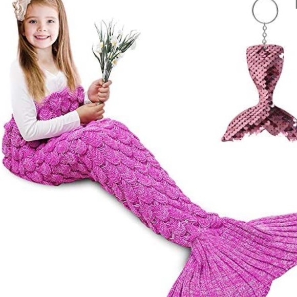 ! Other - Crochet Mermaid Tail blanket with keychain